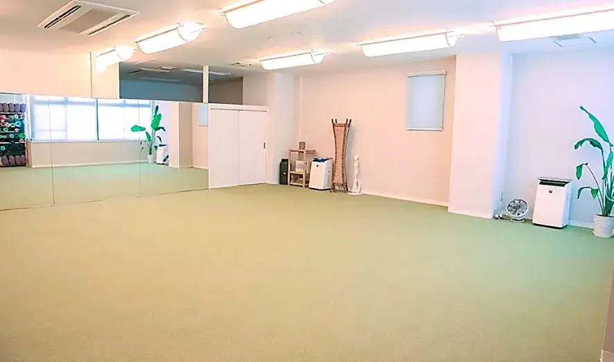 スタジオへ